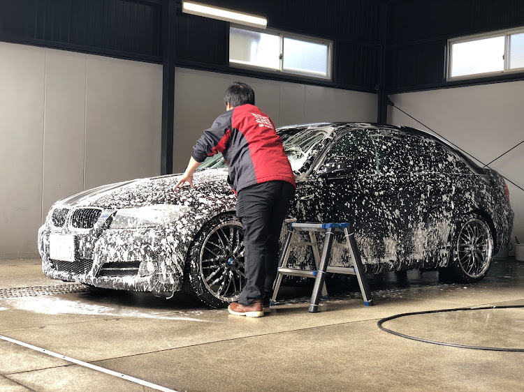 3シリーズ セダンの車好きと繋がりたい・愛媛・新居浜・車楽新居浜店・手洗い洗車に関するカスタム事例の投稿画像3枚目