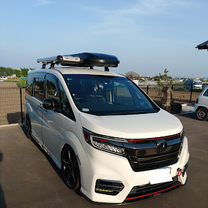 ステップワゴンスパーダ RP4