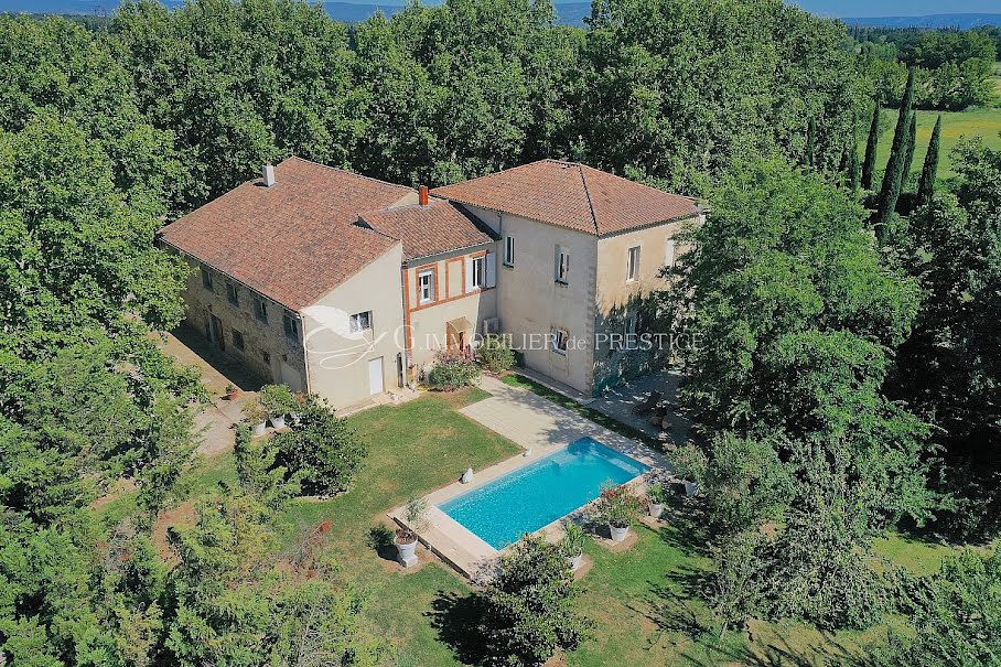 Vente château 10 pièces 600 m² à Monteux (84170), 1 910 000 €