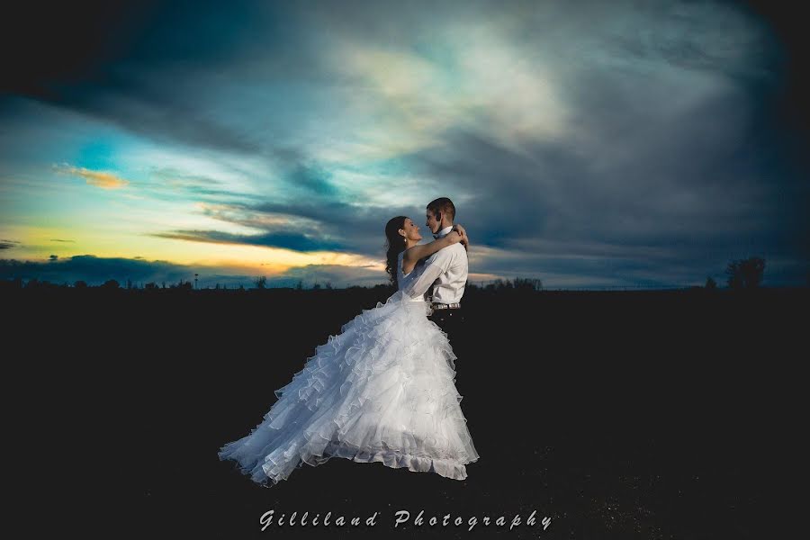 Wedding photographer Erik Gilliland (eriksgilly). Photo of 6 December 2019