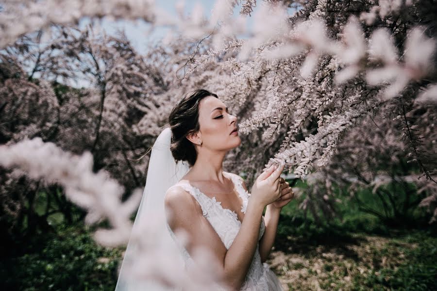 Fotografo di matrimoni Inga Kagarlyk (ingalisova). Foto del 11 giugno 2019