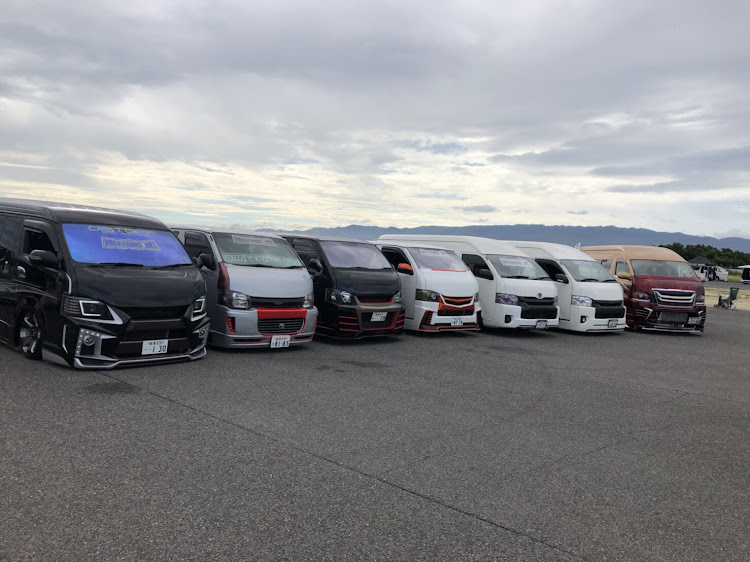 ハイエースバンのハイエース・200系ハイエース・オフ会・強制参加・デンジャラスボックスに関するカスタム事例の投稿画像3枚目