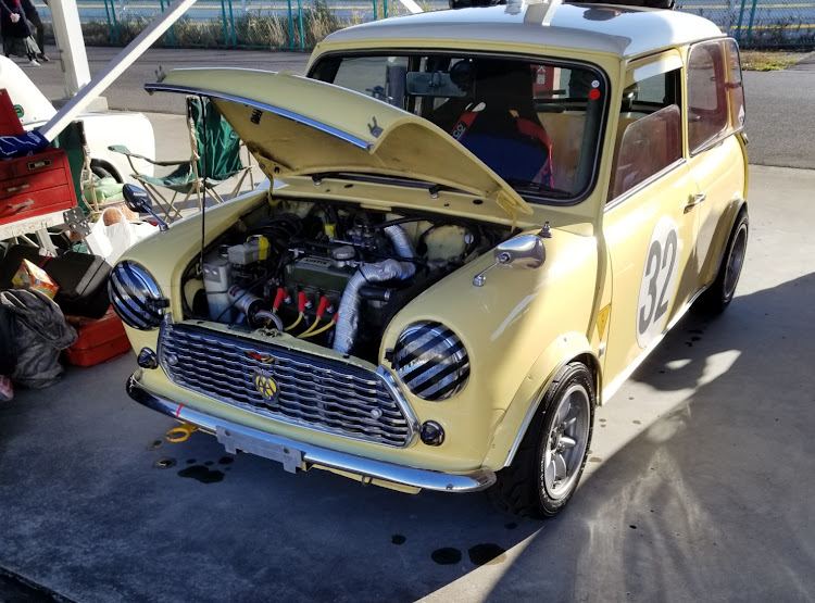 ミニのTBCC・袖ヶ浦フォレストレースウェイ・レース・スケートリンクサーキットに関するカスタム事例の投稿画像1枚目