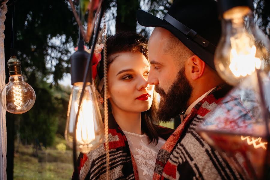Svatební fotograf Elena Ugodina (ugodinaelen). Fotografie z 10.listopadu 2017