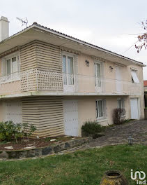 maison à Parthenay (79)