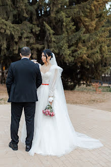 Wedding photographer Kseniya Gnyrina (gnyrinaphoto). Photo of 15 November 2023