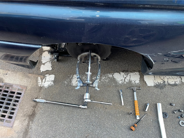 その他の久しぶりの車弄り・ハブベ・プチ作業に関するカスタム事例の投稿画像3枚目