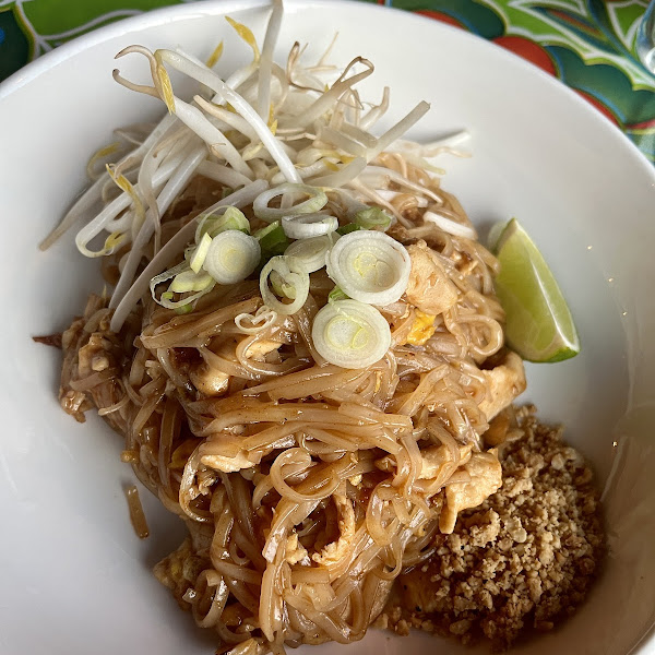 Chicken Pad Thai