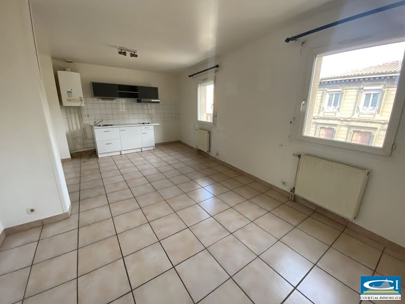 Location  appartement 3 pièces 49 m² à Tournon-sur-Rhône (07300), 550 €