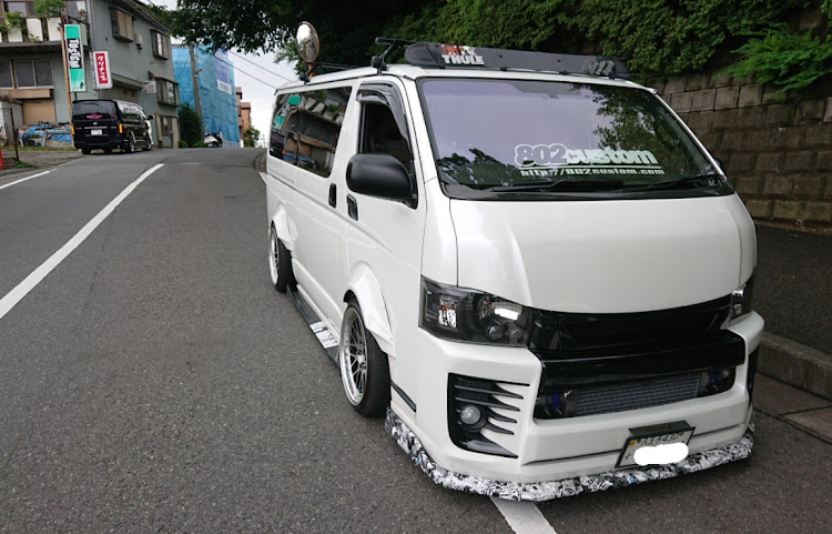 ハイエースバンのハイエースバン・洗車帰りに…・奇跡的な変態二人・お仕事お疲れ様です。に関するカスタム事例の投稿画像6枚目