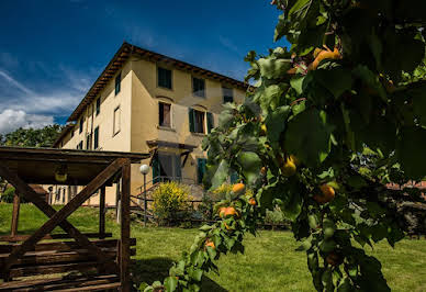 Corps de ferme avec jardin et piscine 2