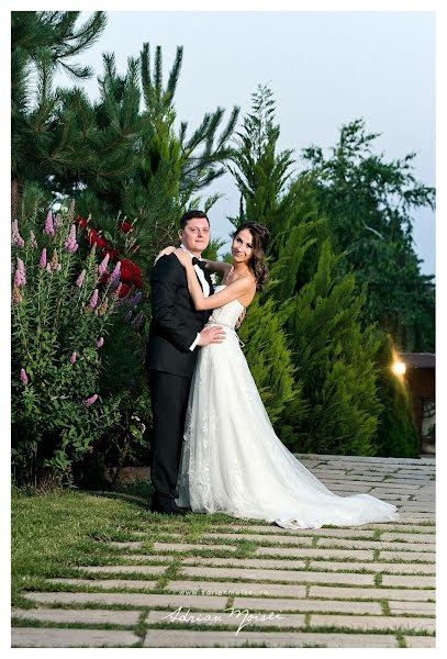 Fotógrafo de casamento Adrian Moisei (adrianmoisei). Foto de 10 de agosto 2019