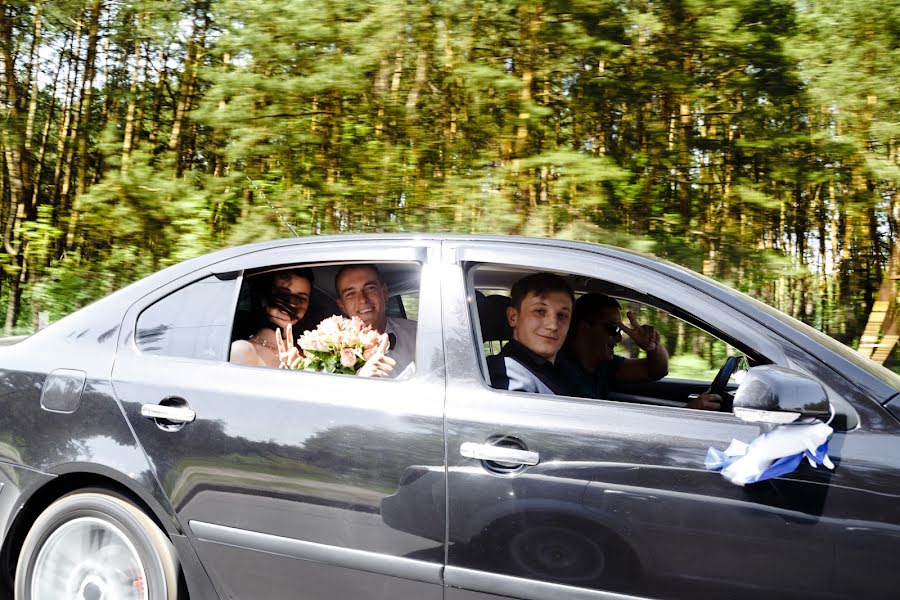 Fotógrafo de casamento Sergey Saenko (saienkofoto). Foto de 7 de maio 2018