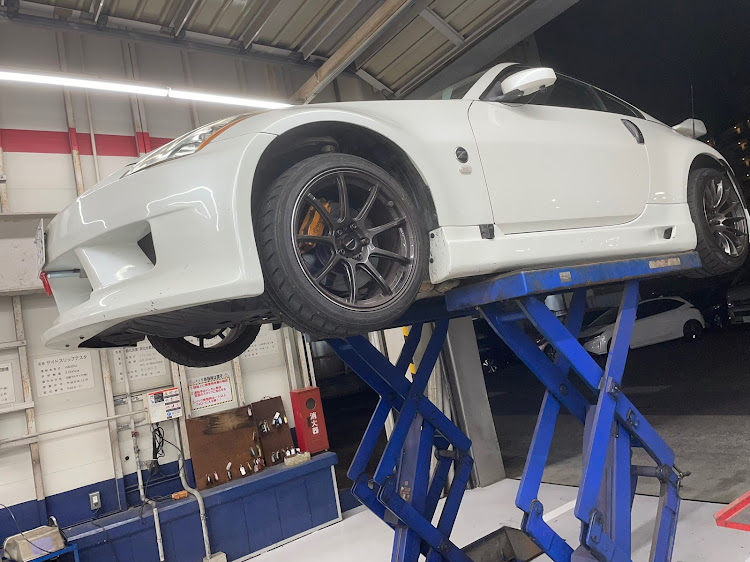 フェアレディZのサーキット再生計画進行中・カモイレーシングに関するカスタム事例の投稿画像2枚目