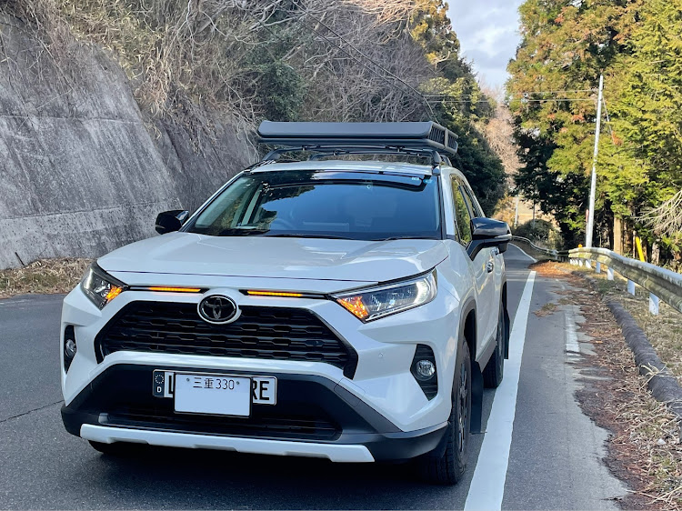 RAV4のAdventure Face Swap Project・シボ取り・仕事も遊びも気分転換が大事・めんどくさがりのAB型・三重RAV4ミーティングに関するカスタム事例の投稿画像5枚目