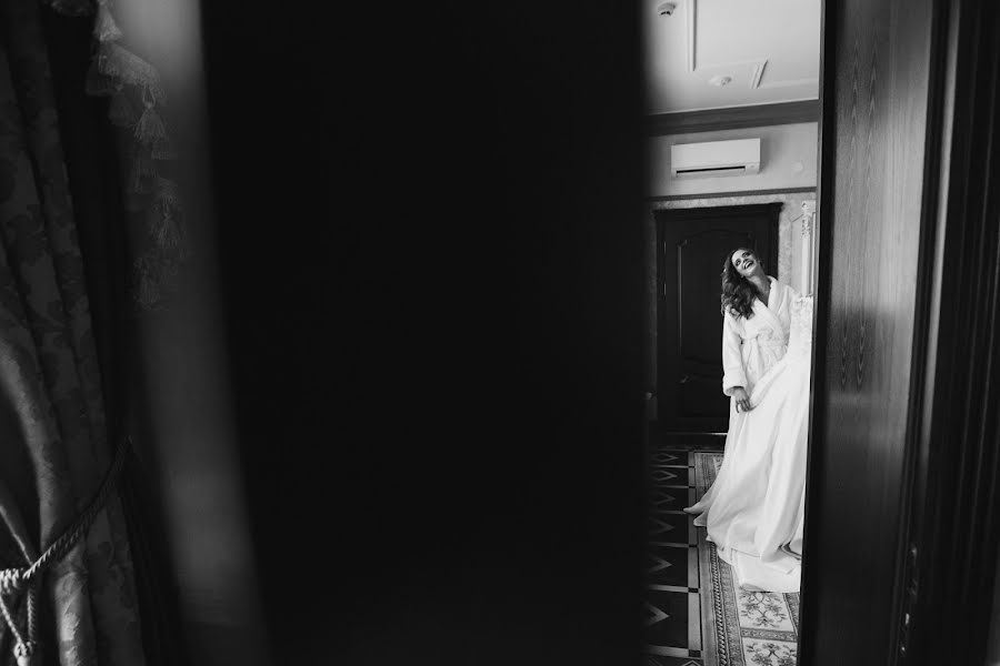 Wedding photographer Olya Bezhkova (bezhkova). Photo of 9 July 2019