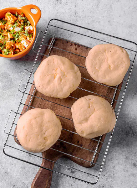 Wheat Kulcha (4"/8 Pcs)