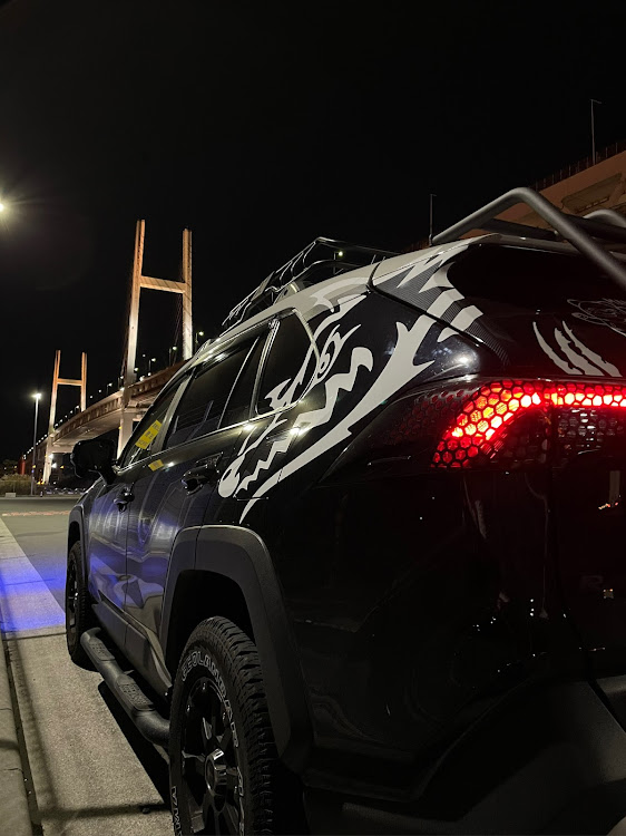 RAV4のRAV4・大黒PA閉鎖・写活・マンウィズ・SRMに関するカスタム事例の投稿画像2枚目