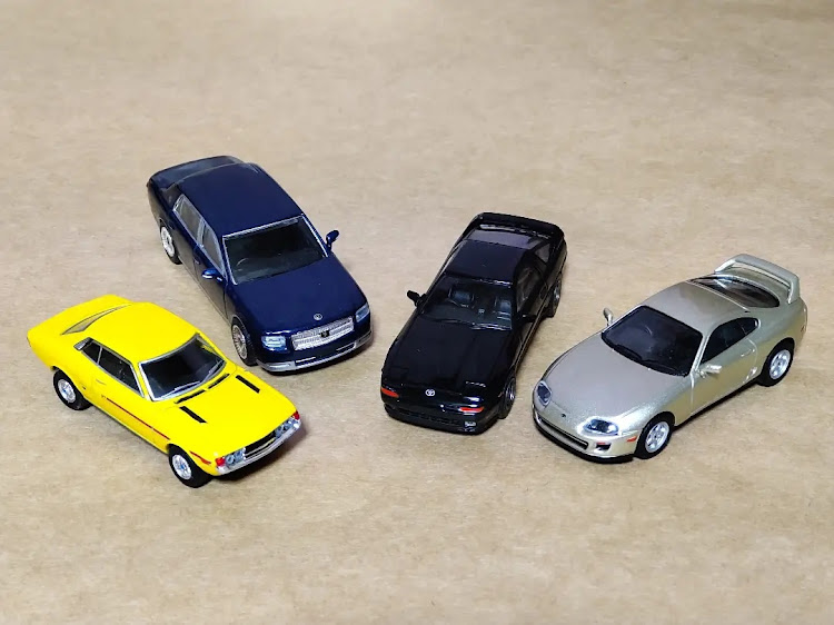 k u n i . さんが投稿したKYOSHO 64 COLLECTION・1/64ミニカー・FamilyMart限定販売・京商に関するカスタム事例の投稿画像2枚目