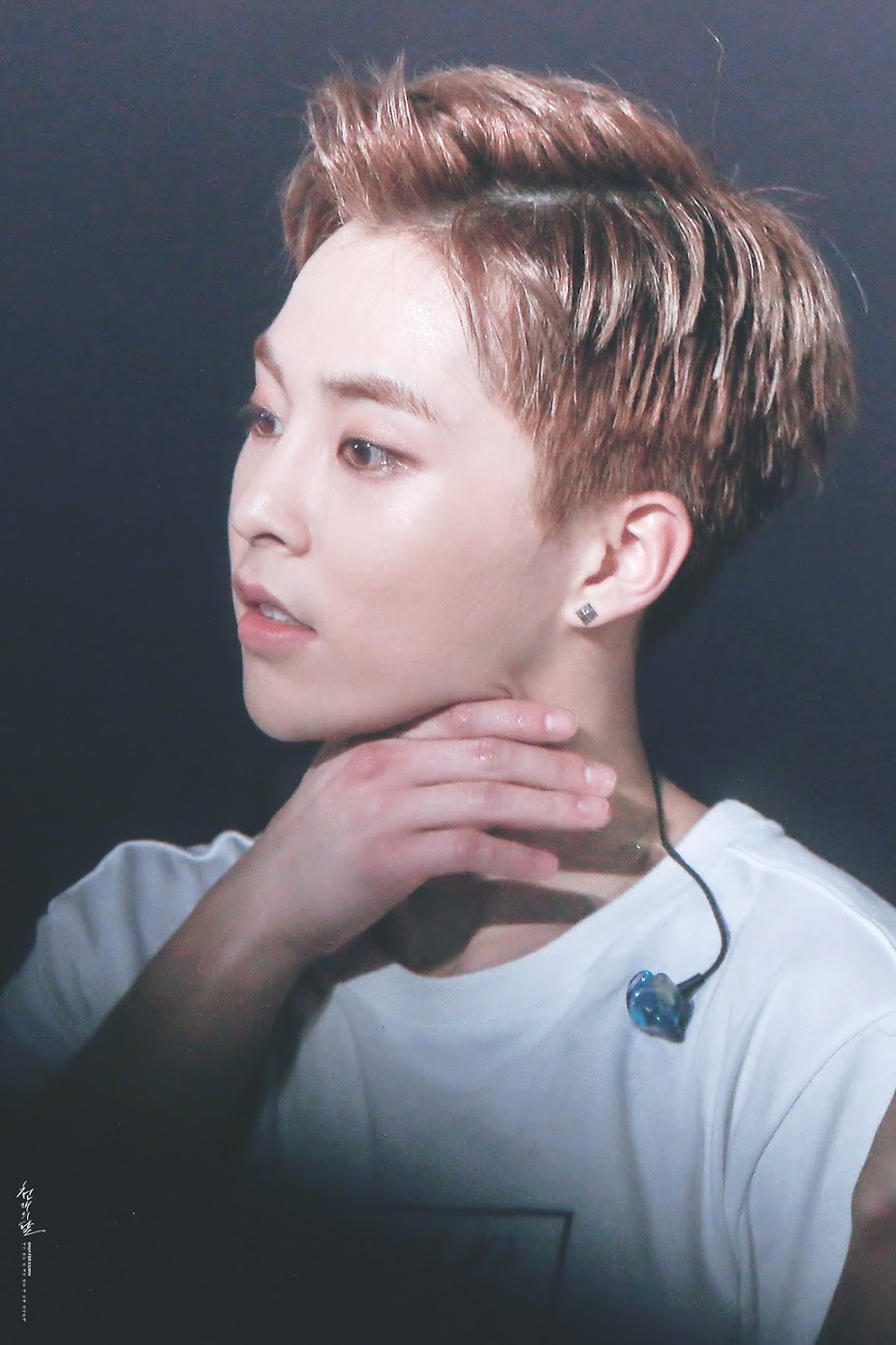 xiumin sweat