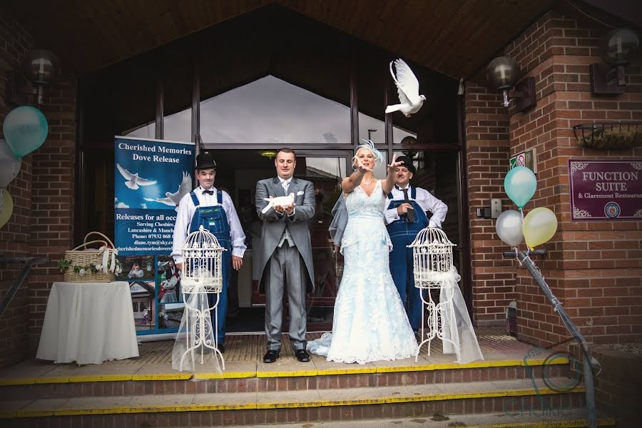 Wedding photographer Anthony Bolton (chalkieboltonwed). Photo of 2 July 2019