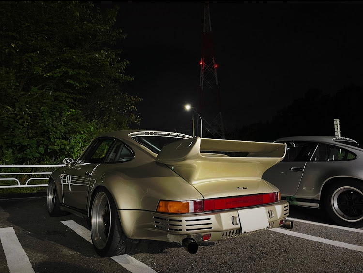 930ターボのポルシェ911ターボ・930ターボ・911ターボ・ポルシェ911・930に関するカスタム事例の投稿画像1枚目
