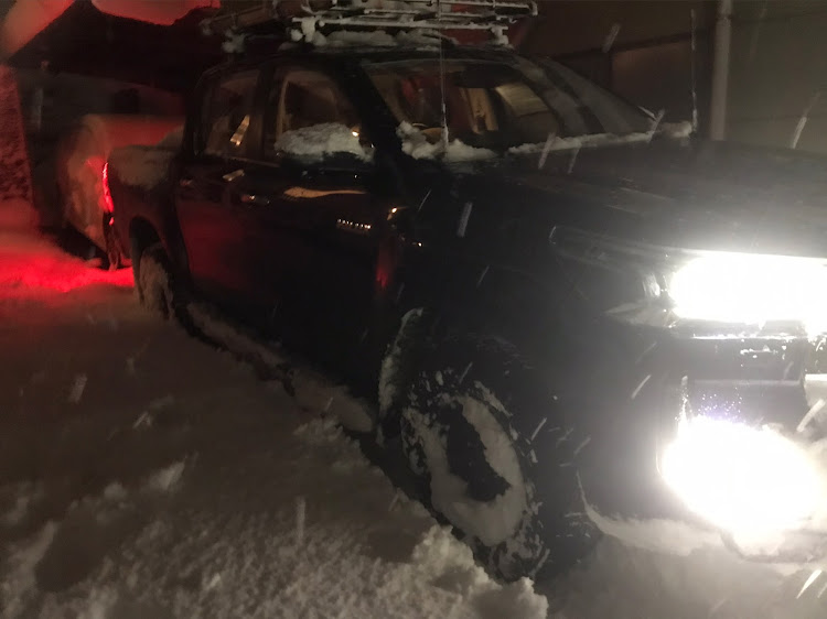 ハイラックスの降雪・積雪・スタッドレス・災害に注意・大雪警報に関するカスタム事例の投稿画像10枚目