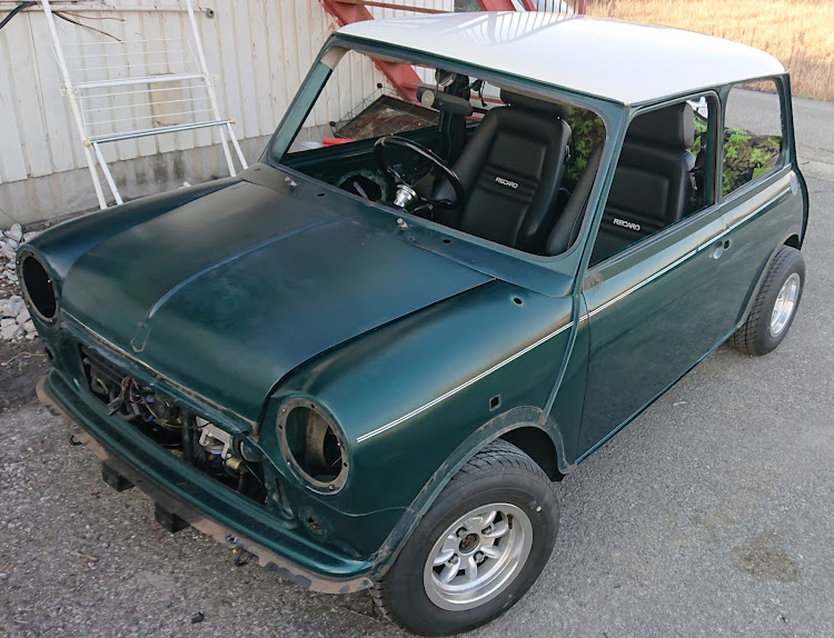 ミニクーパー1.3のMINI11さんが投稿したカスタム事例の投稿画像1枚目