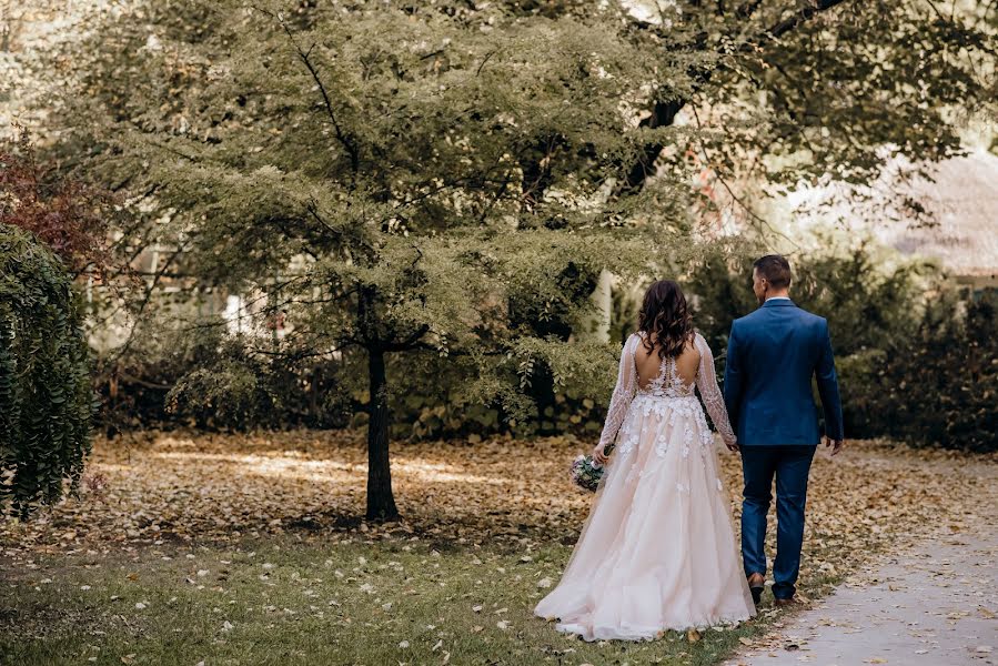 Fotógrafo de casamento Biljana Mrvic (biljanamrvic). Foto de 10 de abril 2019