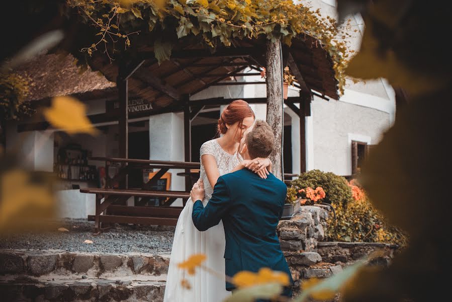 Wedding photographer Zoltán Kálóczi (kaloczi). Photo of 9 October 2021