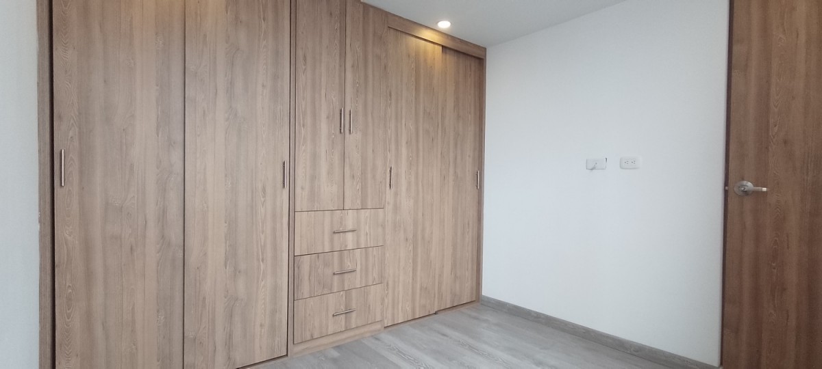 Apartamento En Arriendo - Las Brisas, Bogota