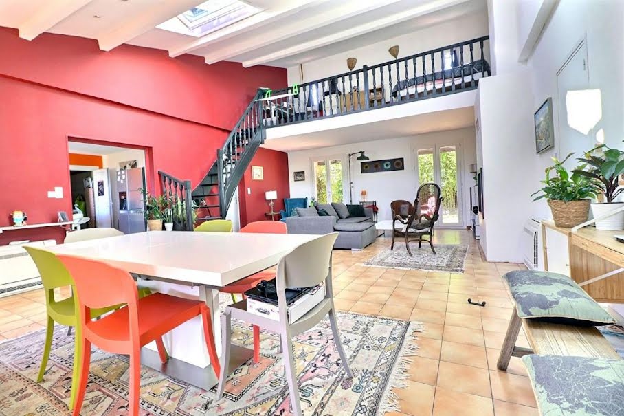 Vente villa 4 pièces 123 m² à Saint-Maximin-la-Sainte-Baume (83470), 459 000 €