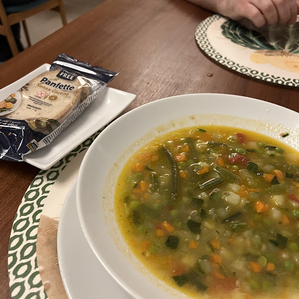 GF Minestrone Soup and bread