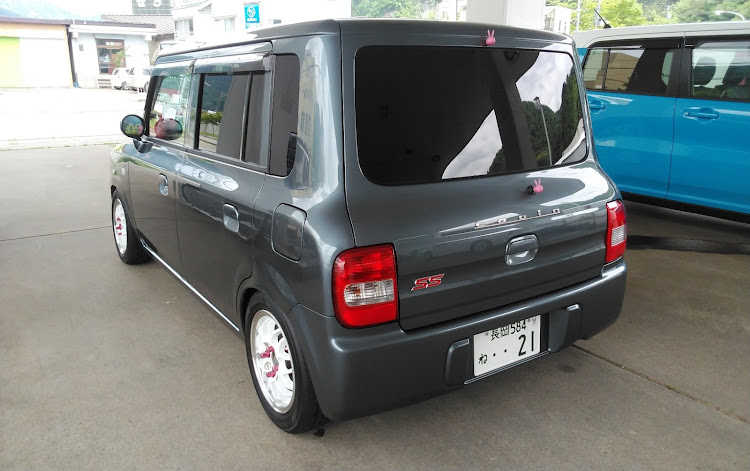 アルトラパンのスパルコレーシング・エンケイレーシング・町乗り仕様に関するカスタム事例の投稿画像2枚目