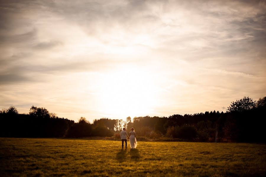 Wedding photographer Slawa Smagin (avantwed). Photo of 9 March 2019