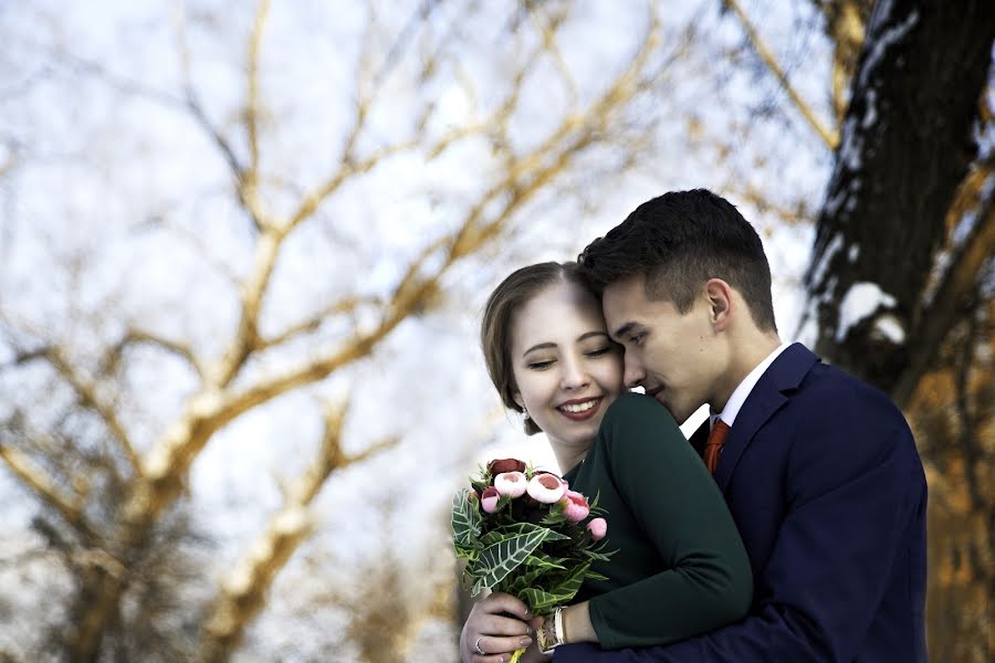 Fotógrafo de casamento Viktoriya Kim (vika16). Foto de 12 de fevereiro 2018