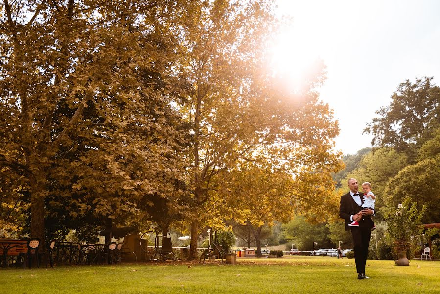 Fotografo di matrimoni Alessio Nobili (alessionobili). Foto del 15 aprile 2020