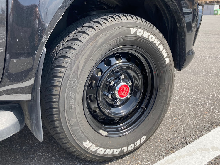 ハイラックスのGUN125・鉄チンホイール・クリア塗装・センターキャップ取り付けに関するカスタム事例の投稿画像1枚目