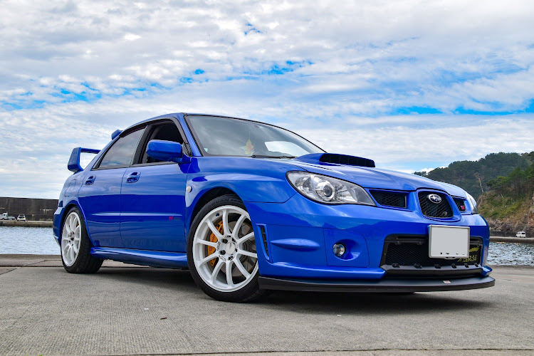 インプレッサ WRX STIのGDB・ADVAN Racing RCⅢ・納車記念日・7年目の愛車に関するカスタム事例の投稿画像3枚目
