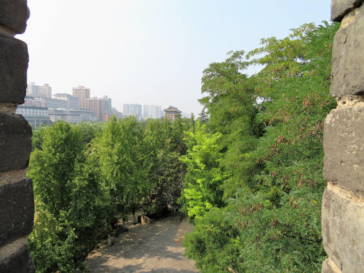 Xi'an City wall bike ride China 2016