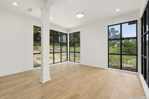 Maison contemporaine avec jardin et terrasse 4