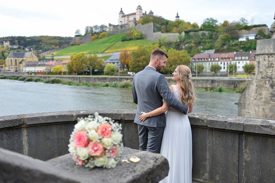 Fotografo di matrimoni Foto Grafik (fotografik). Foto del 25 luglio 2021