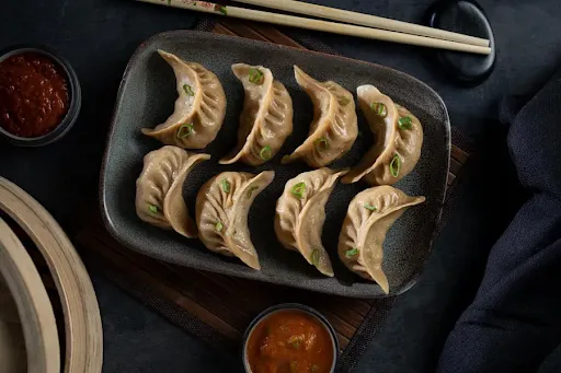 Chicken Wheat Steamed Momo