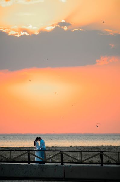 Wedding photographer Eduard Panov (edvard2233). Photo of 16 August 2018