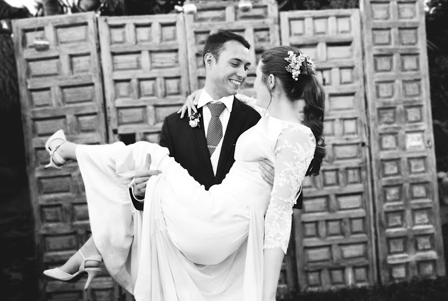 Fotógrafo de casamento Yusnely Castrillo (castrillo). Foto de 16 de janeiro 2020