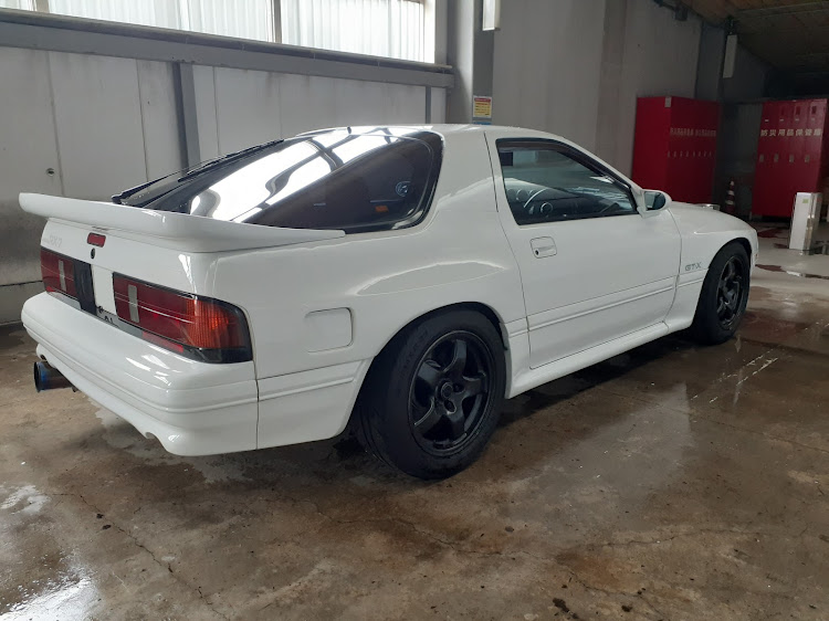 RX-7のカッコイイFC保存会に関するカスタム事例の投稿画像5枚目