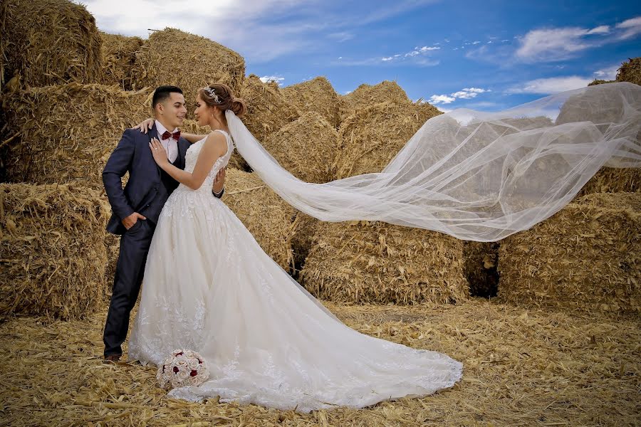 Bryllupsfotograf Leonardo Vargas (leonardovargas). Bilde av 3 september 2020