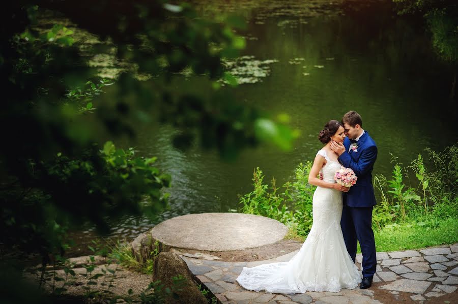 Photographe de mariage Yuriy Luksha (juraluksha). Photo du 14 mars 2015