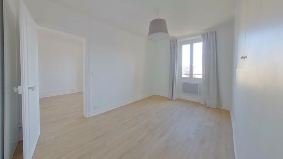 Location  appartement 2 pièces 30 m² à Enghien-les-Bains (95880), 845 €