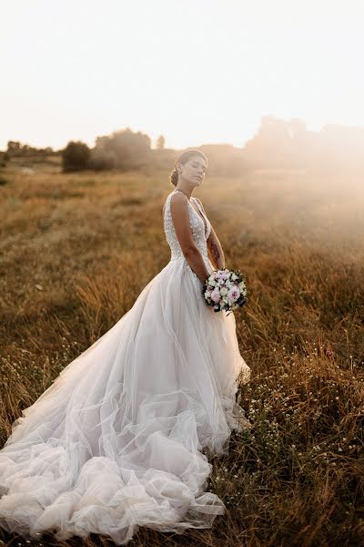 Wedding photographer Dmitriy Dobrolyubov (dobrolubovd). Photo of 11 April 2022